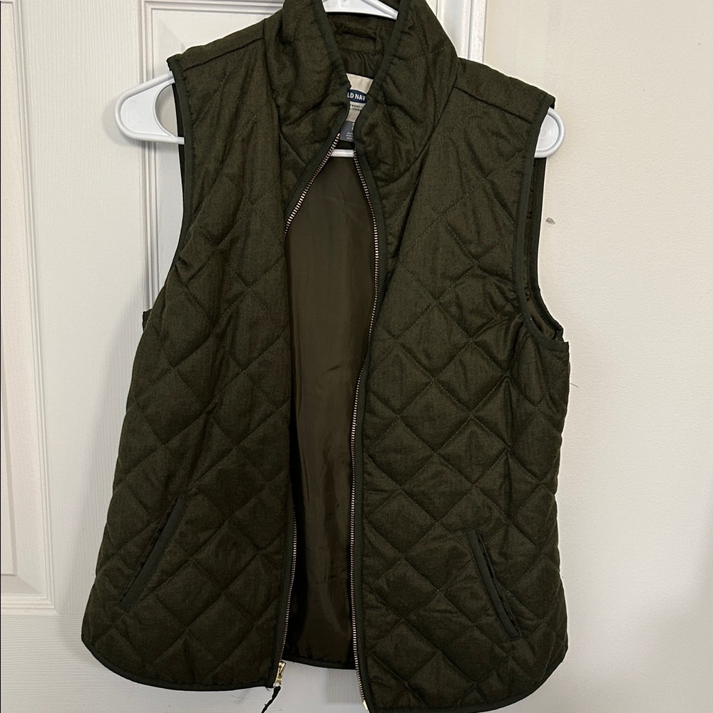 Old Navy Dark Green Quilted Vest